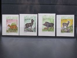 Vietnam 1973 Wildtiere II geschn. ungezähnt, gest.