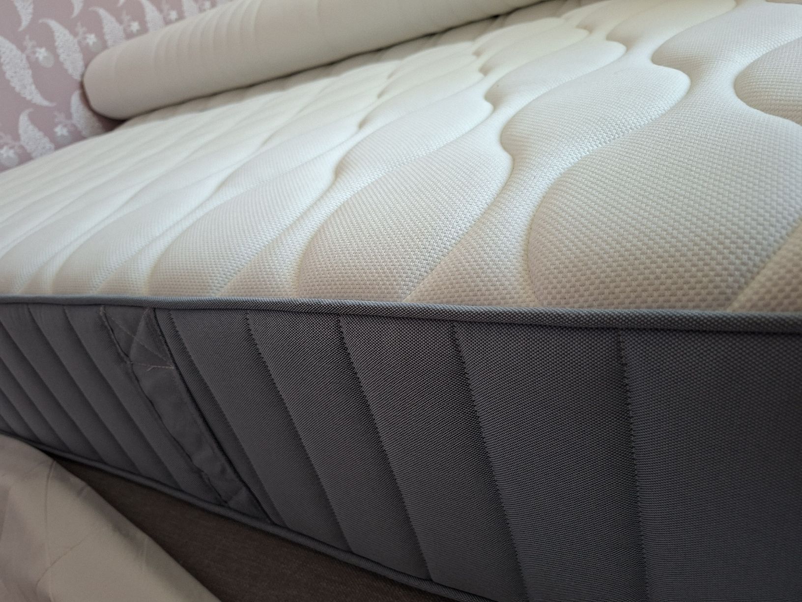 Ikea Matratzen: Matratze, 1/2, 90x200 – Neu (gemäss Beschreibung) aus Basel von Cerich 1