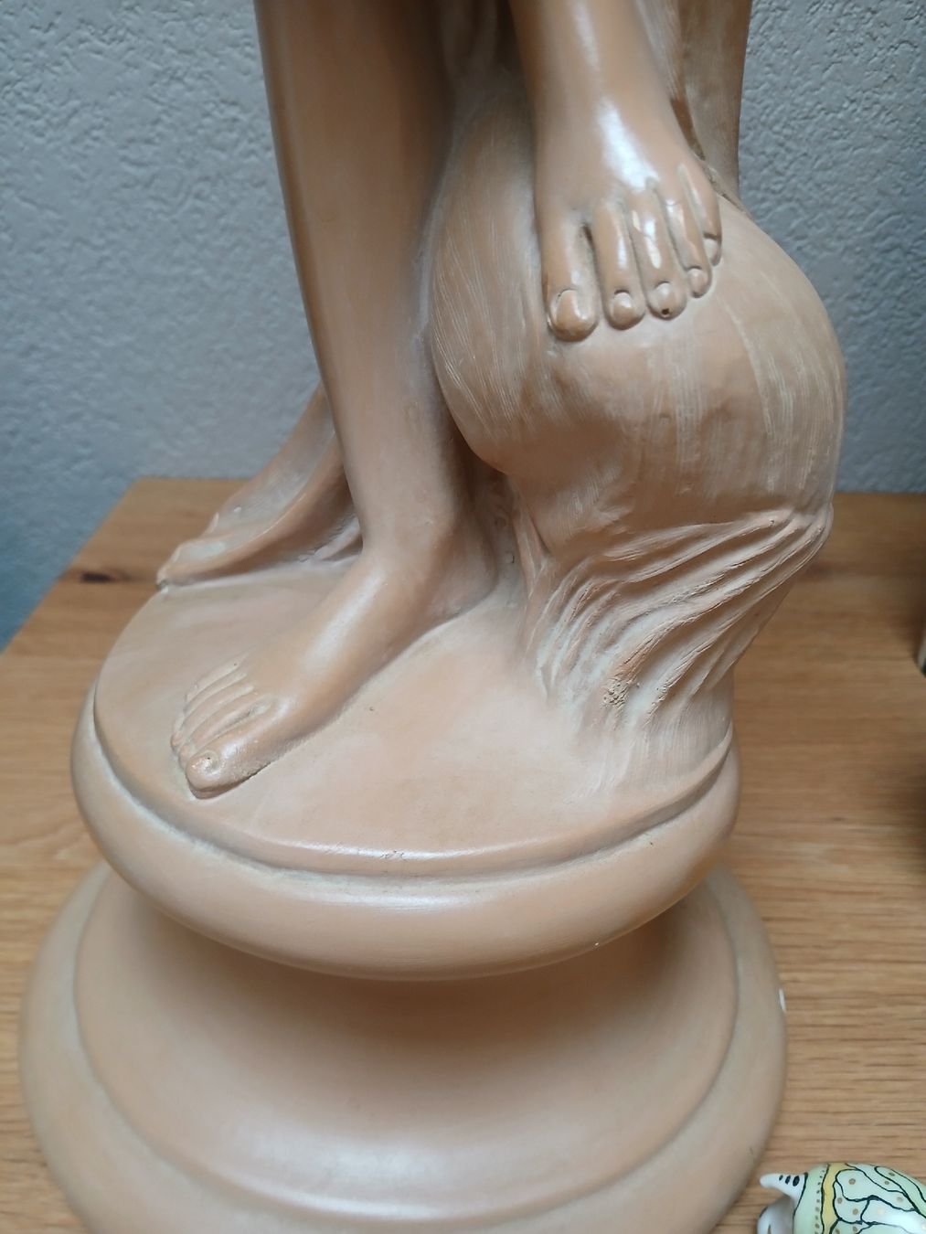 Skulpturen & Statuen: Statue décorative en plâtre - Venus au bain – Gebraucht aus Corcelles-Payerne von evalyne 4
