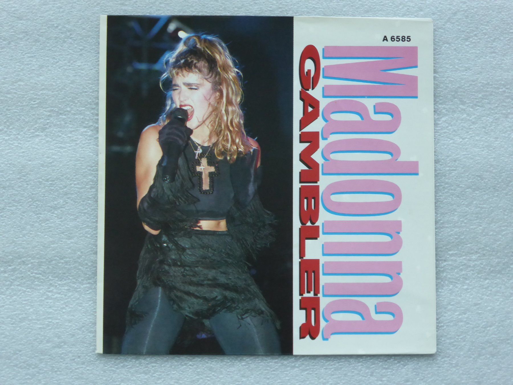 Schallplatten: Vinyl Single   MADONNA – Gebraucht aus Küssnacht am Rigi von Mondkinder