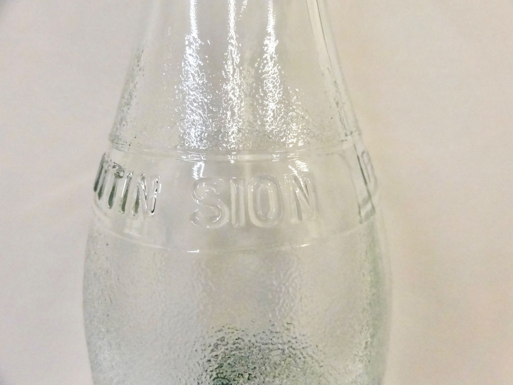 Gläser, Krüge & Flaschen: Flasche LIMONADE FRANCIS BRUTTIN SION 1963 – Gebraucht aus Kerzers von Flaschenposten 6