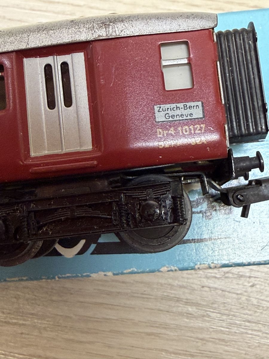 Märklin Modelleisenbahnen: Marklin Speisewagen SBB CFF 4035 HO – Gebraucht aus Herzogenbuchsee von ioa_zcm6 5