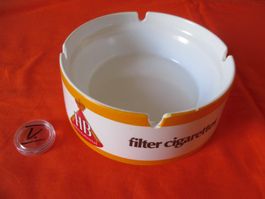 Aschenbecher  HB Zigaretten