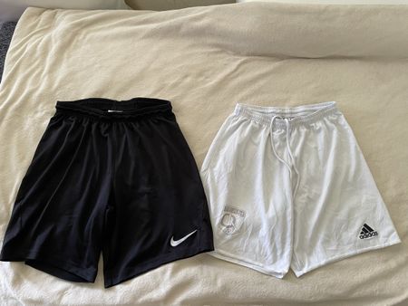 Fussball Shorts Nike und Adidas Grösse M 2er Set