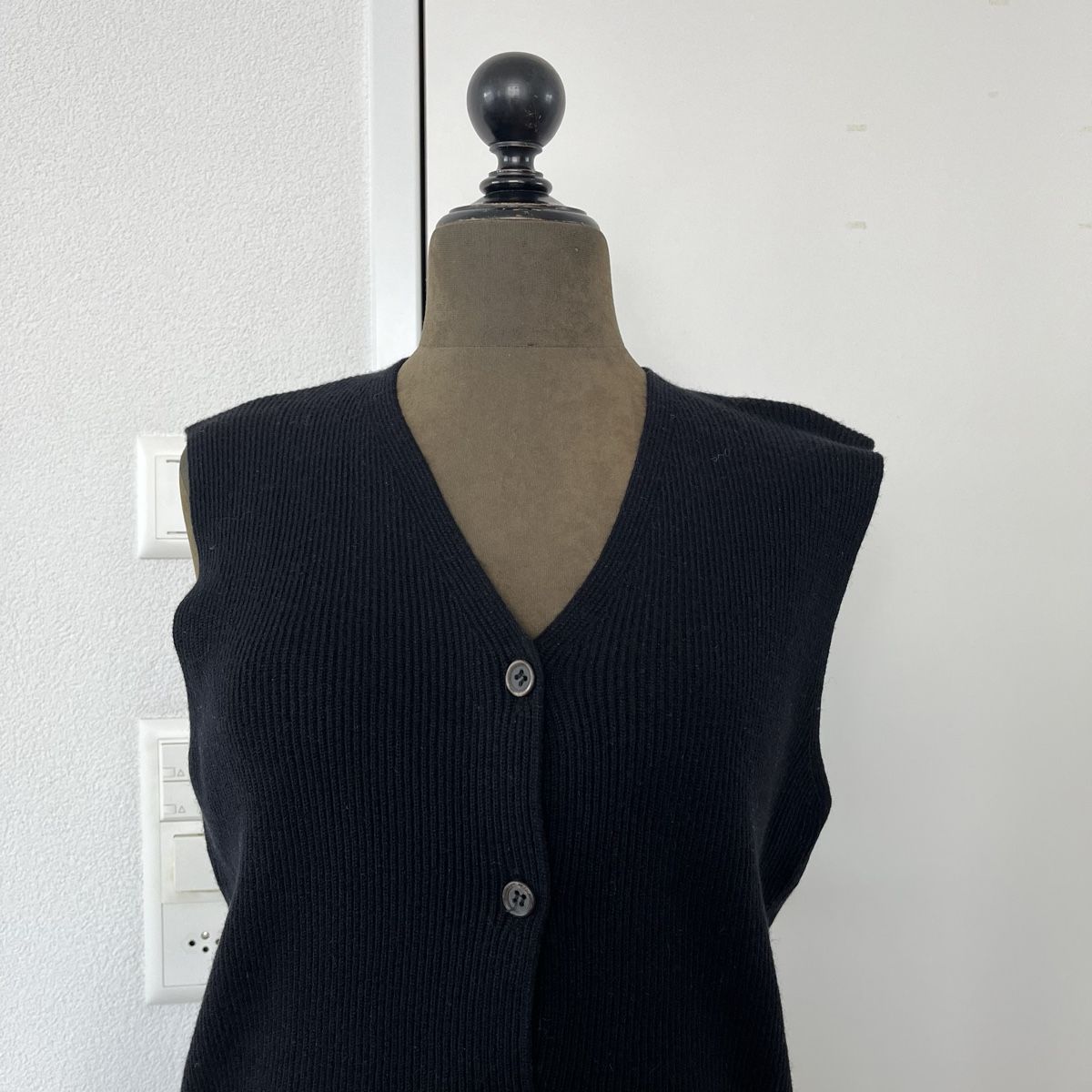 Jil Sander Gilets & Westen: Jil Sander Cashmere Vest – Neu (gemäss Beschreibung) aus Zug von saskia-chiara 1