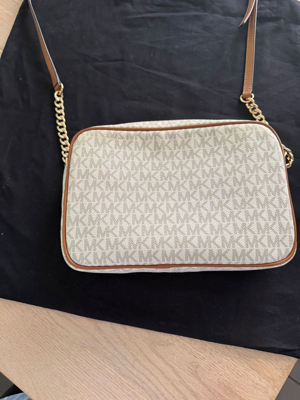 Michael Kors Borse da donna: Michael Kors Tasche – Usato da EPTINGEN venduto da Alex700 1