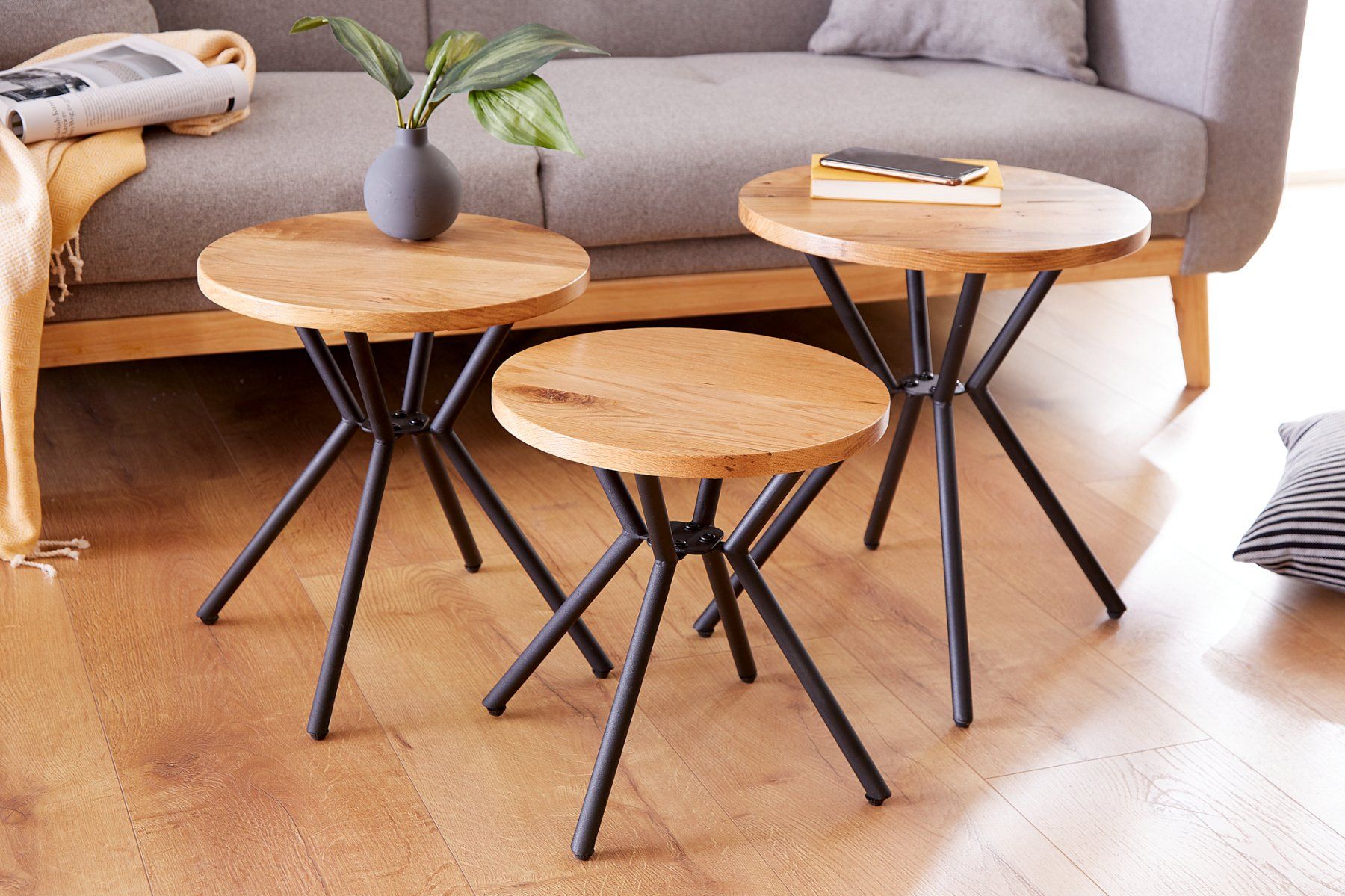 Set di tavolo e panche: Beistelltische 3er Set - Wildeiche – Nuovo e nell'imballaggio originale da Winterthur venduto da aredo 2