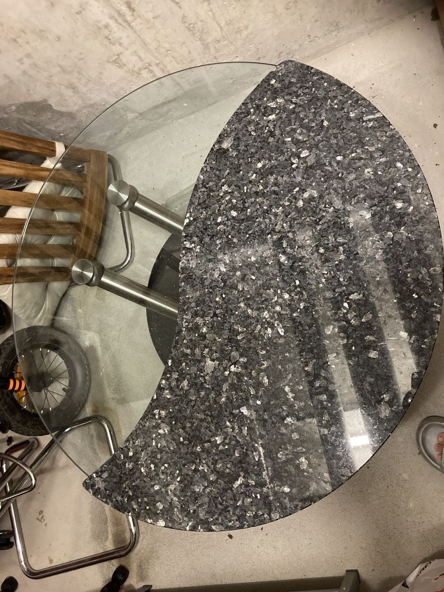 Tische: Couchtisch Stein Glass Metall Veränderbar – Gebraucht aus Zürich von cyt85