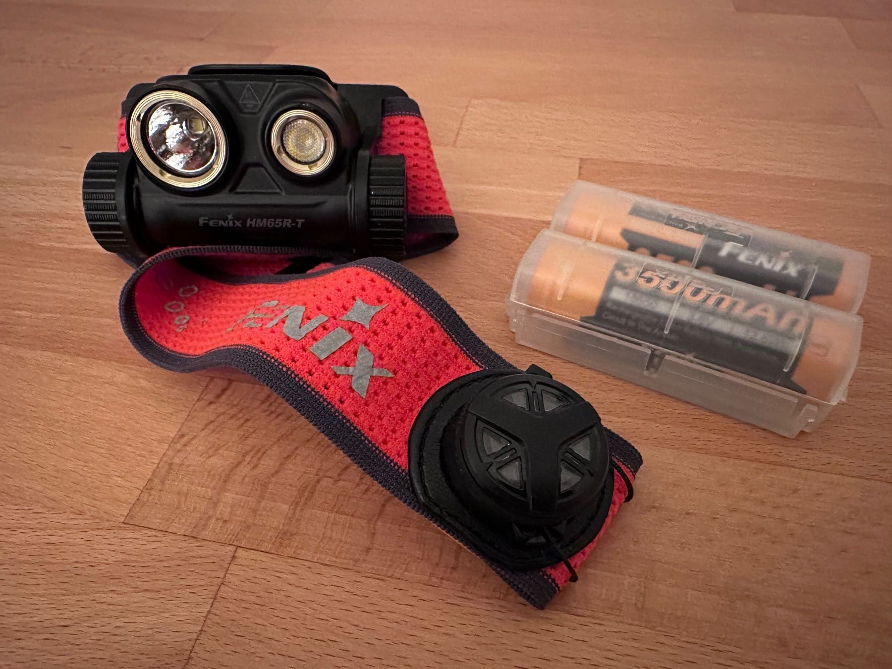 Fenix Lampen: Lampe frontale Fenix HM65R-T + 2 accus supp. – Neu (gemäss Beschreibung) aus Promasens von Toblerone83 9