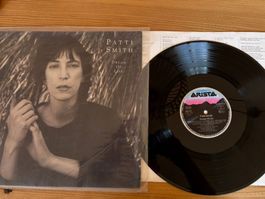 Smith, Patti  - Dream Of Life - UK - 1988 - Arista