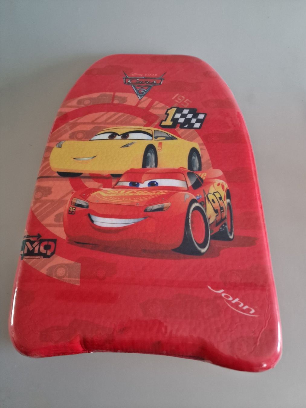 Disney Spielzeuge: Schwimmbrett Cars Neu – Neu und originalverpackt aus Oberuzwil von aseinkaufswelt