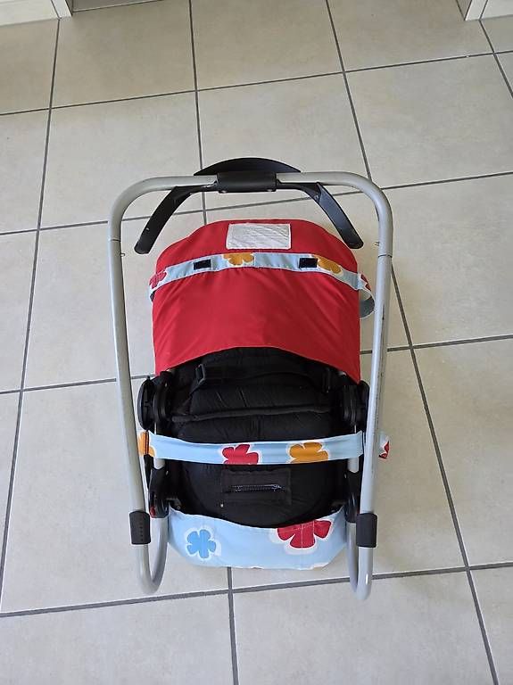 Chicco Sdraiette & Sdraiette a dondolo: Babysitter, Babywippe - Chicco – Usato da Konolfingen venduto da carXcrea 3