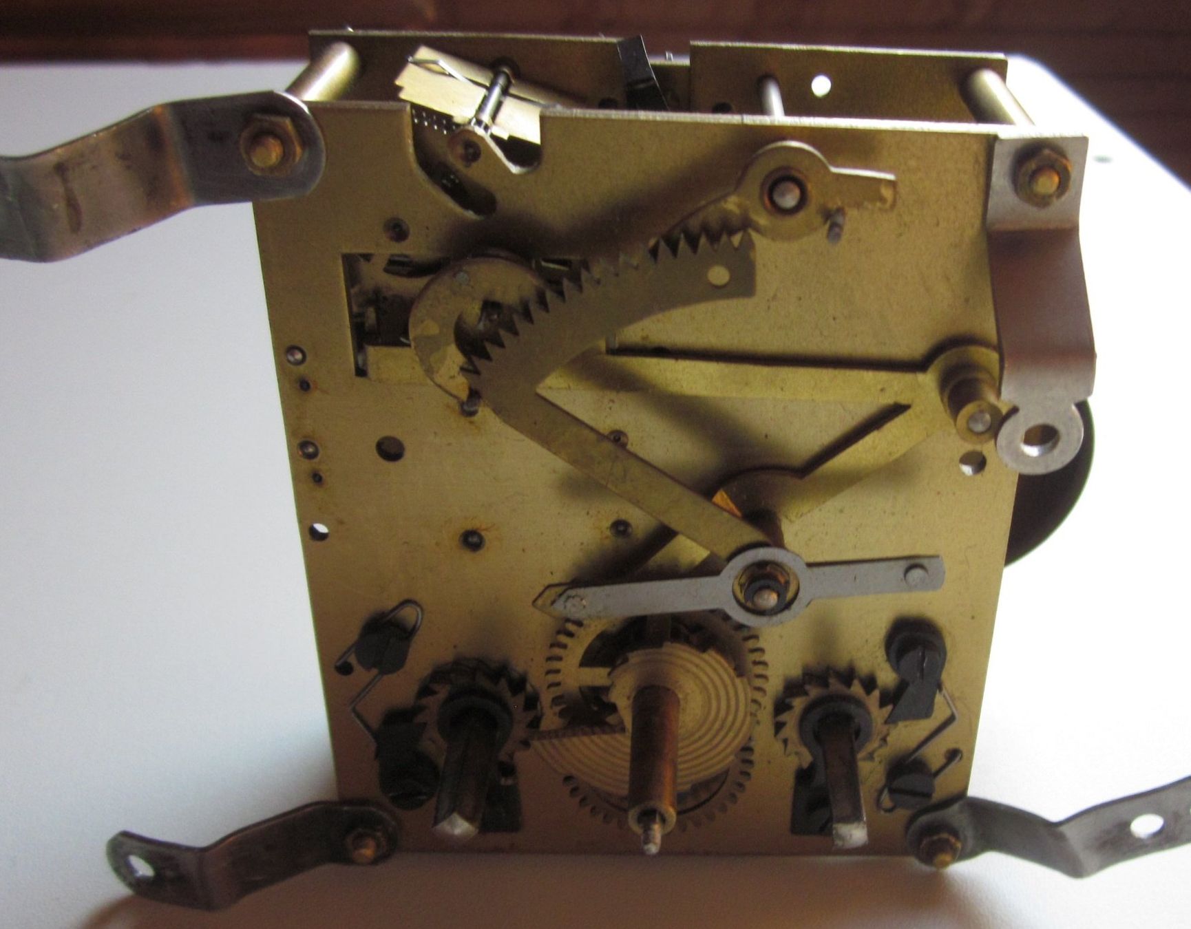 Orologi da terra & Orologi da parete: Altes Pendeluhrwerk – Usato da Langenthal venduto da Armstuca