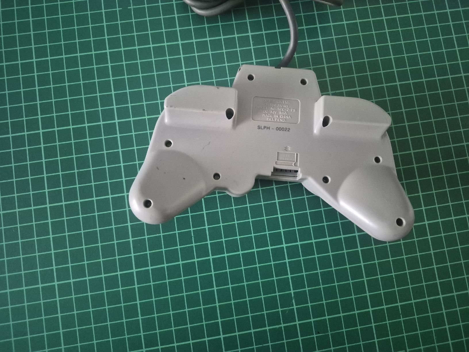 Controller: Vintage PS1 AI Commander Pro Controller - Great Condition – Usato da Meyrin venduto da Retro-GZ 1