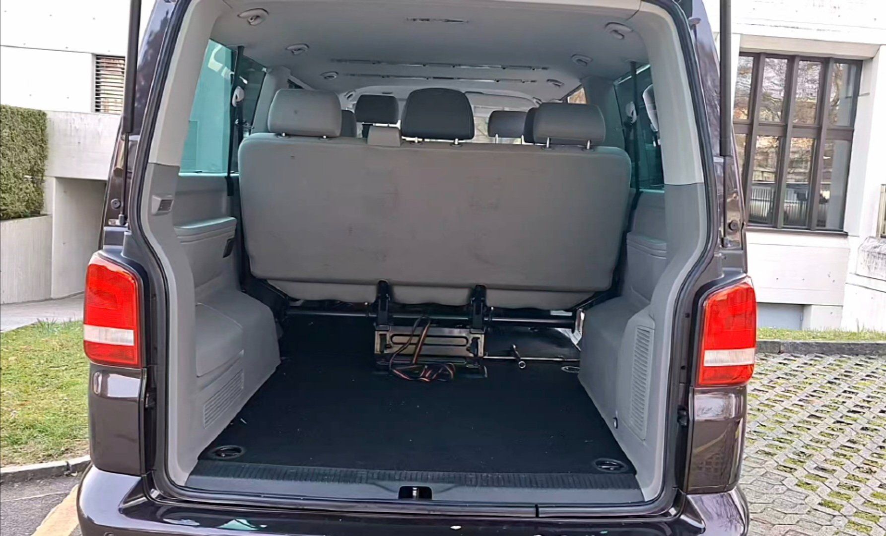 VW Automobili: VW T5 Caravelle, Camping – Usato da Zumikon venduto da 2015VT 2