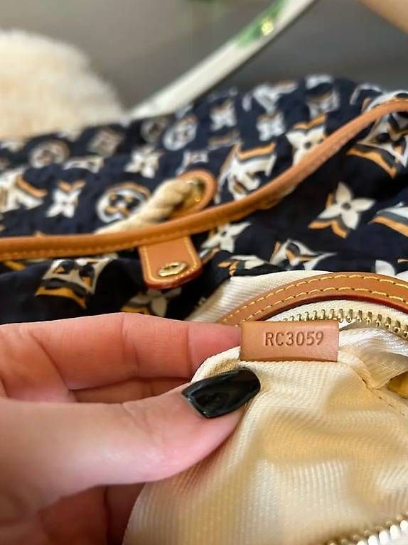 Borse da donna: Louis Vuitton  Bulles GM Handtasche – Usato da Wetzikon ZH venduto da GOOD-WATER 3