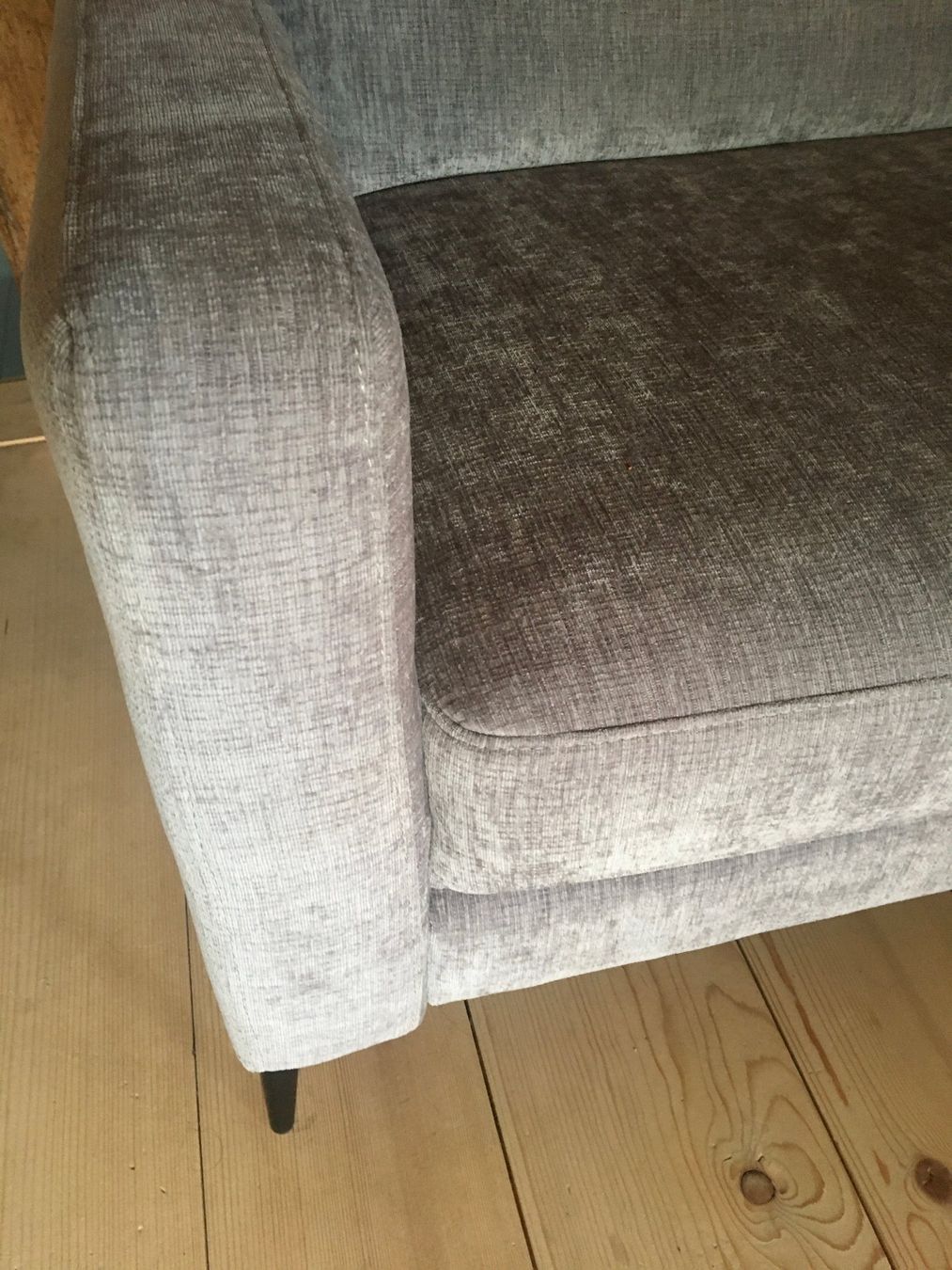 Divani: Schönes und bequemes Sofa in sehr gutem Zustand – Usato da Rüeggisberg venduto da raya379 2
