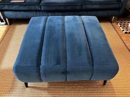 Schöner qualiäts- Hocker - Pouf für Wohnraum Farbe Petrol