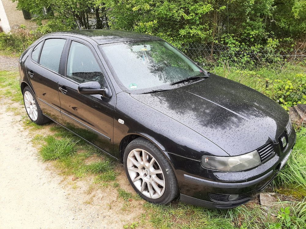 Seat Leon Schwarz 20 V