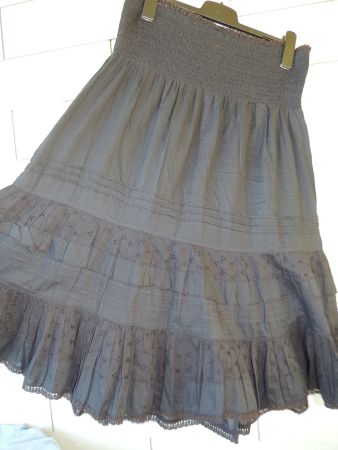 SOMMERLICHER ROCK "CHICOREE" 100% COTTON NP 48 CHF NEU L