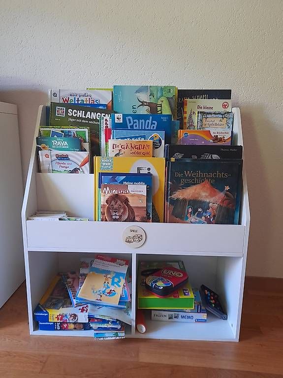 Regale: Bücherregal Kinder – Gebraucht aus Fraubrunnen von Elila97