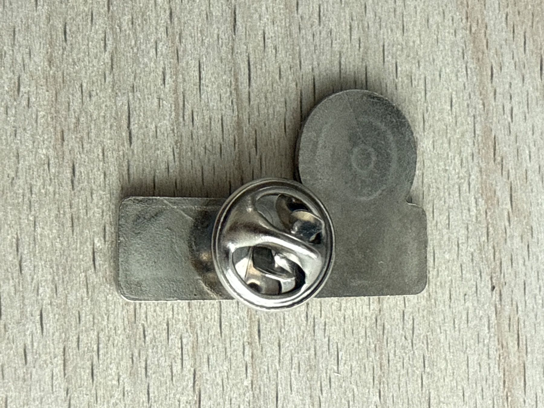 Placchette & Badge: Pin Dunlop – Usato da Glattbrugg venduto da Schweigmatt 1