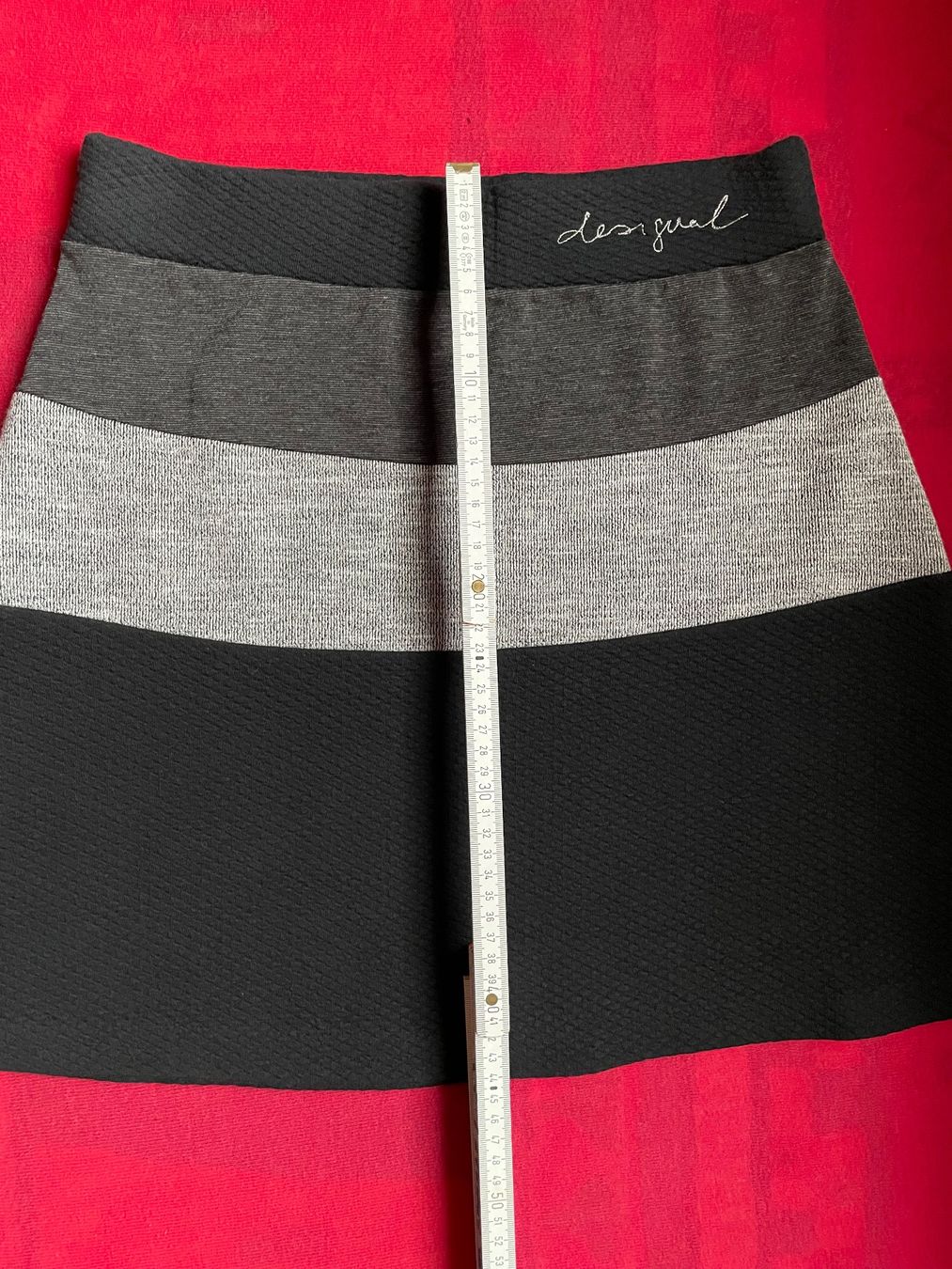 Desigual Gonne: Desigual Roch Gr 36/38 – Usato da Niederbipp venduto da Rosamunde44 2