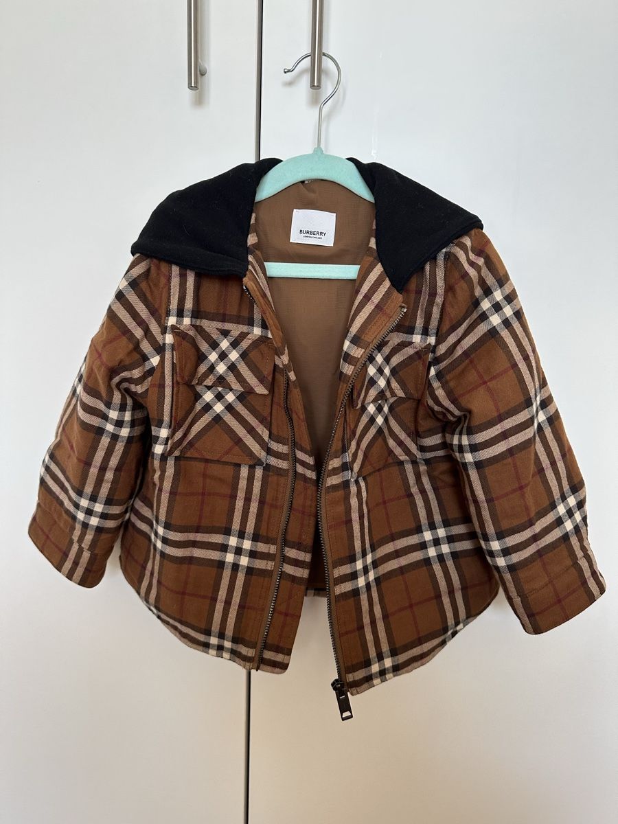Burberry Giacche & Cappotti: Burberry winter jacket – Nuovo (secondo la descrizione) da Küssnacht am Rigi venduto da hor_dpb7 1