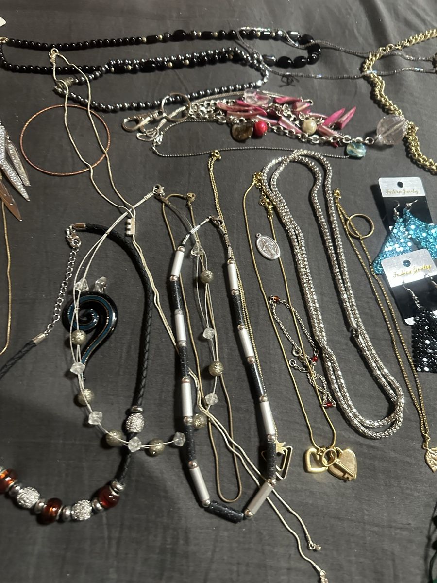 Altri gioielli: Modeschmuck Schmuck Set lot ketten usw Schmuck – Usato da Deitingen venduto da Himhip 2
