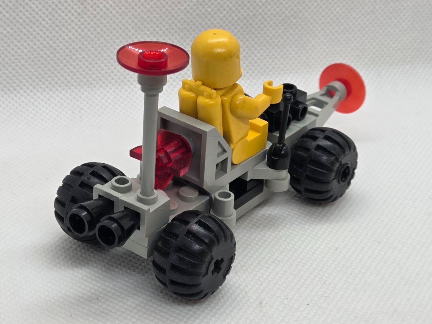 Lego Kit di costruzioni: LEGO Space 6826 Crater Crawler – Usato da Basadingen venduto da tot_59zf 4
