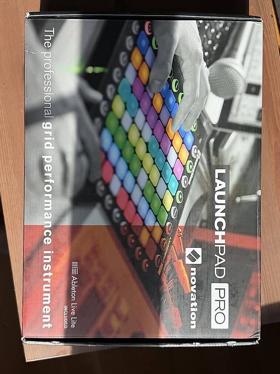 Instruments de musique: Novation Launchpad Pro mk1 – D'occasion à Basel par czw_v5cp 4