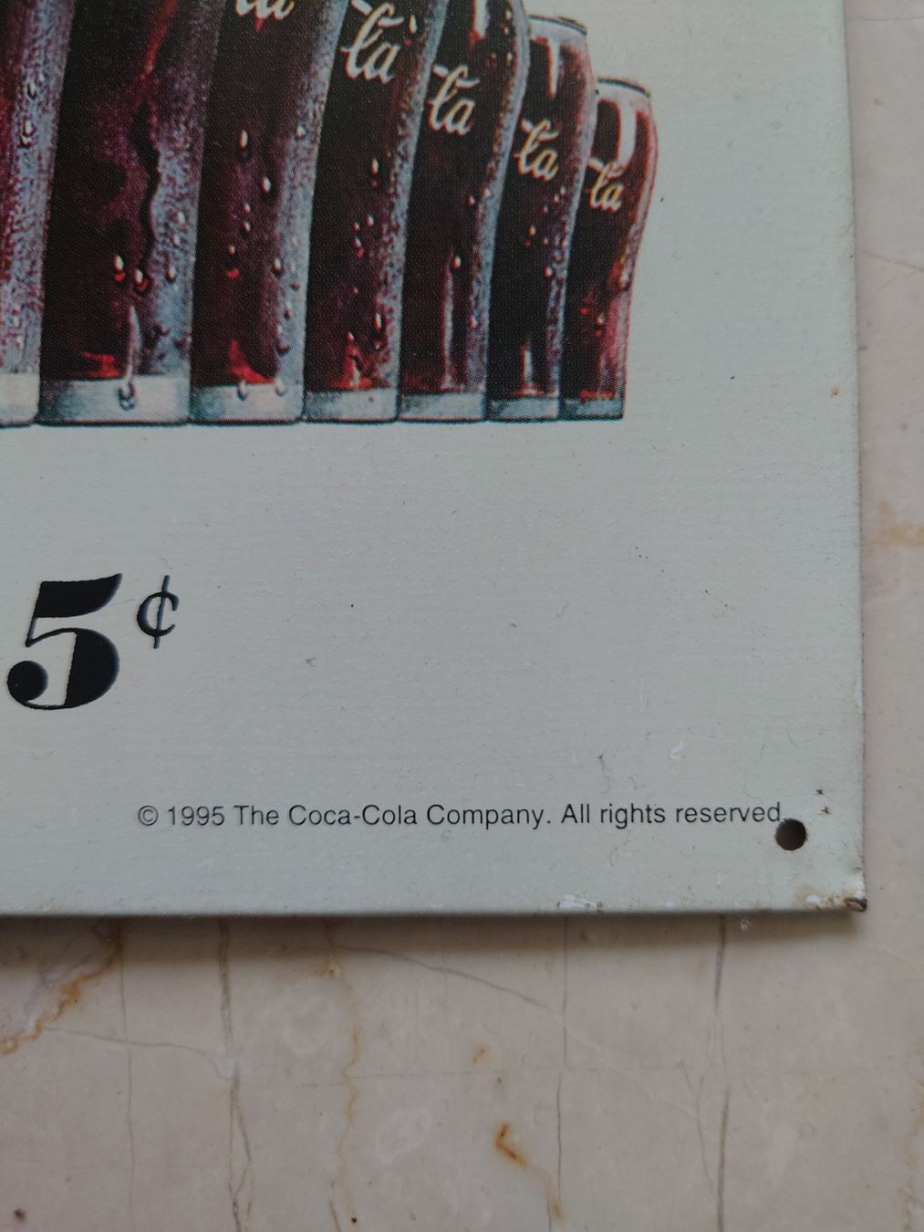 Coca-Cola Insegne: Coca Cola Blechschild mit Motiv 1947, USA – Usato da Abtwil SG venduto da rabbit64 1