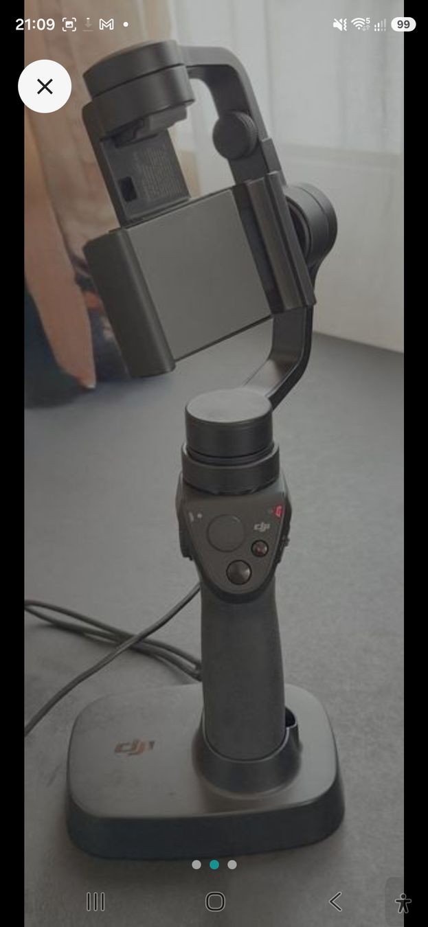 DJI Treppiedi & Teste: DJI Osmo Mobile Gimbal mit Zubehör – Usato da Buchs AG venduto da LogoParts 2