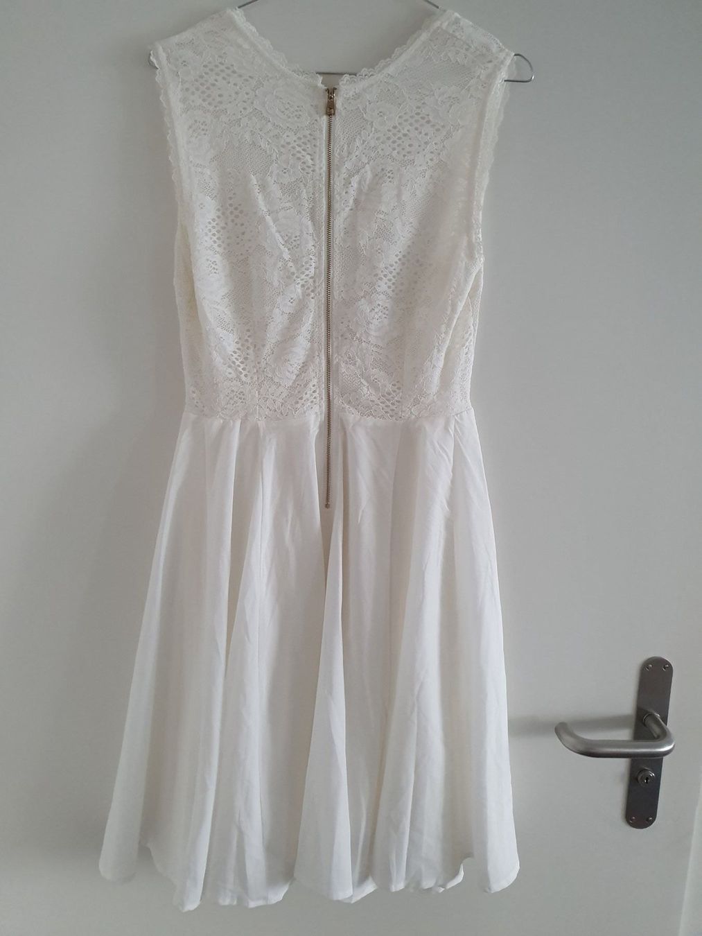 Vestiti: Kleid Gr. S – Usato da Thalwil venduto da Briscolina 1