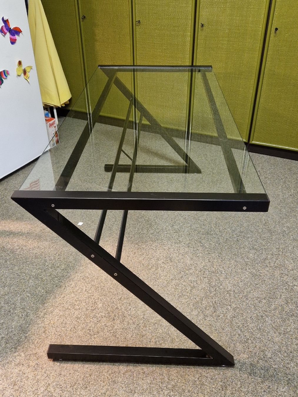 Tavoli: Bürotisch Glas/Leichtmetall – Usato da Reigoldswil venduto da Marco_302