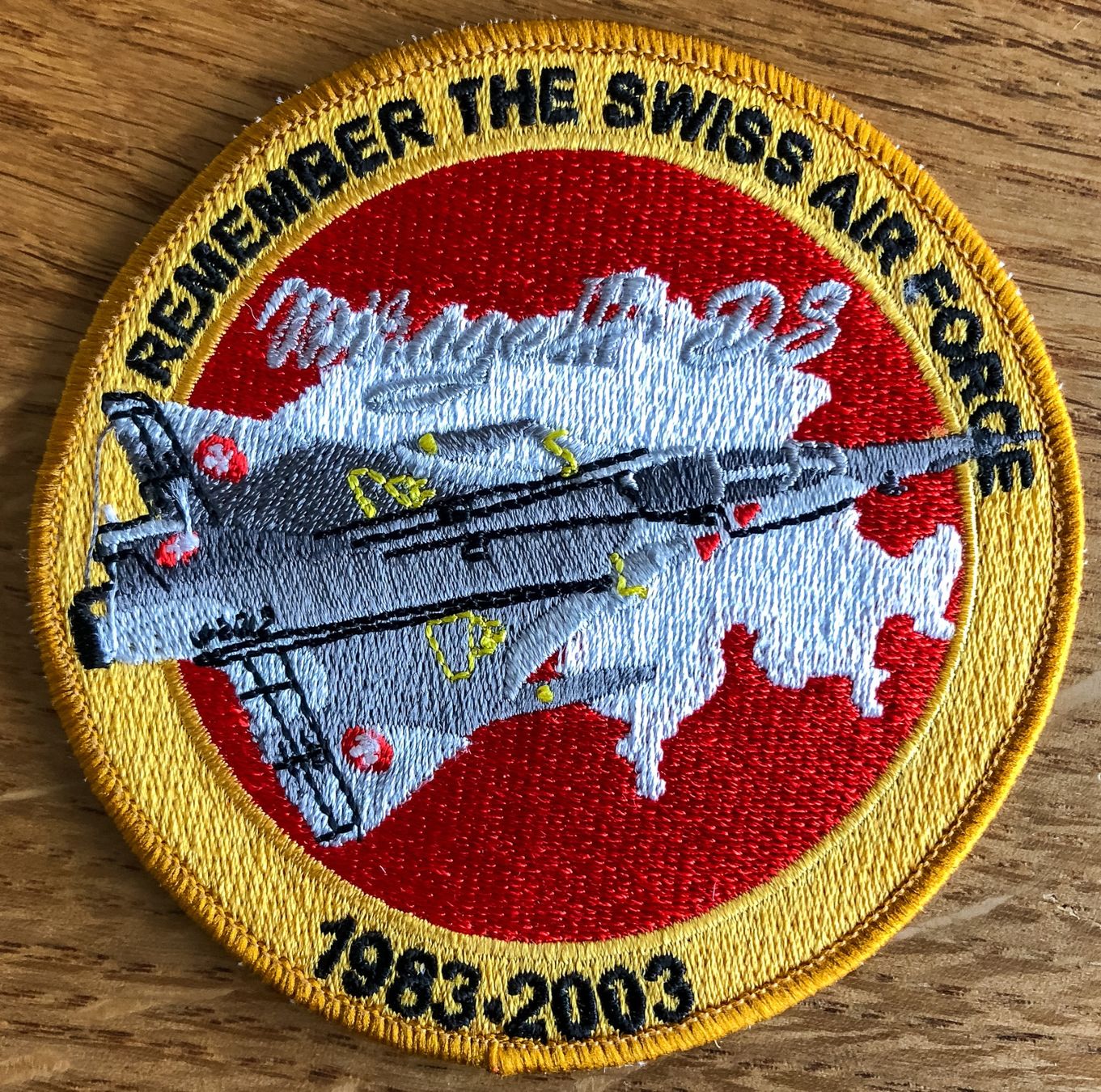 Schweizer Armee Toppe: Schweizer Luftwaffe Mirage Patch – Nuovo (secondo la descrizione) da Bern venduto da mercandante