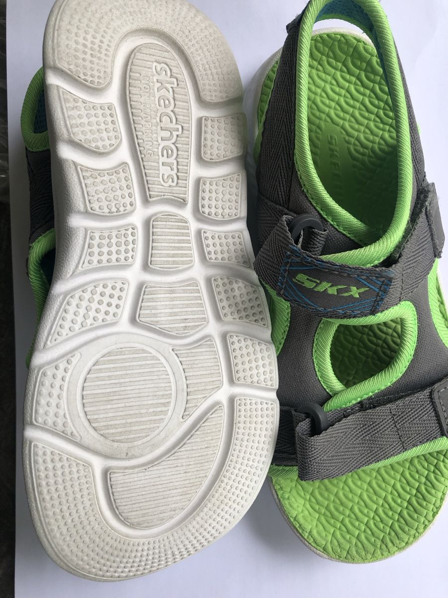 Skechers Schuhe für Jungen: Sandalen – Gebraucht aus Solothurn von galinka 1