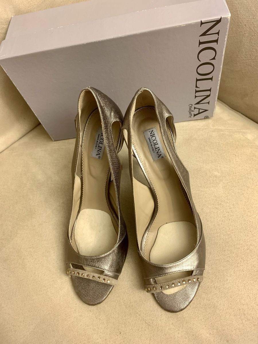 Scarpe da donna: NICOLINA Pumps – Usato da Zürich venduto da Nika017 1