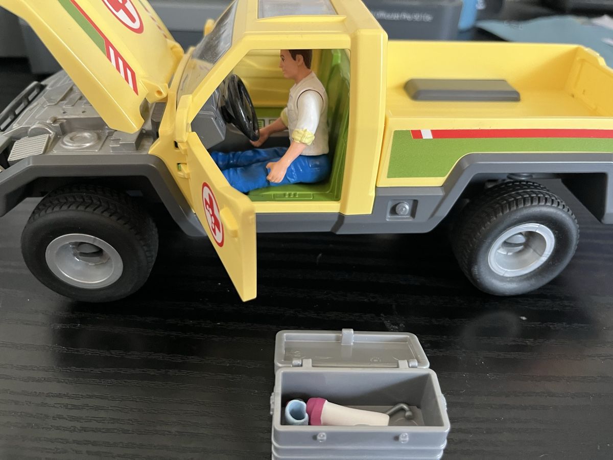 Schleich Jouets: Schleich Tierarztauto – D'occasion à Rümlang par Papamoll4 1
