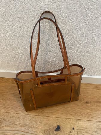 Handtasche