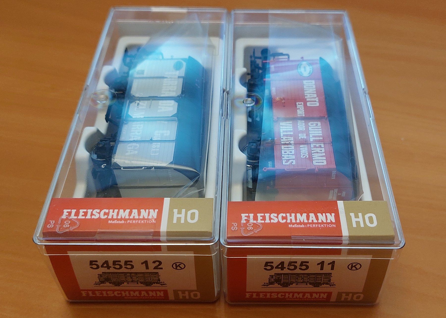 Fleischmann Modellini di ferrovie: Fleischmann - Weinkesselwagen-Set der NORTE – Nuovo e nell'imballaggio originale da Rotkreuz venduto da MOBAHN-1zu87 7
