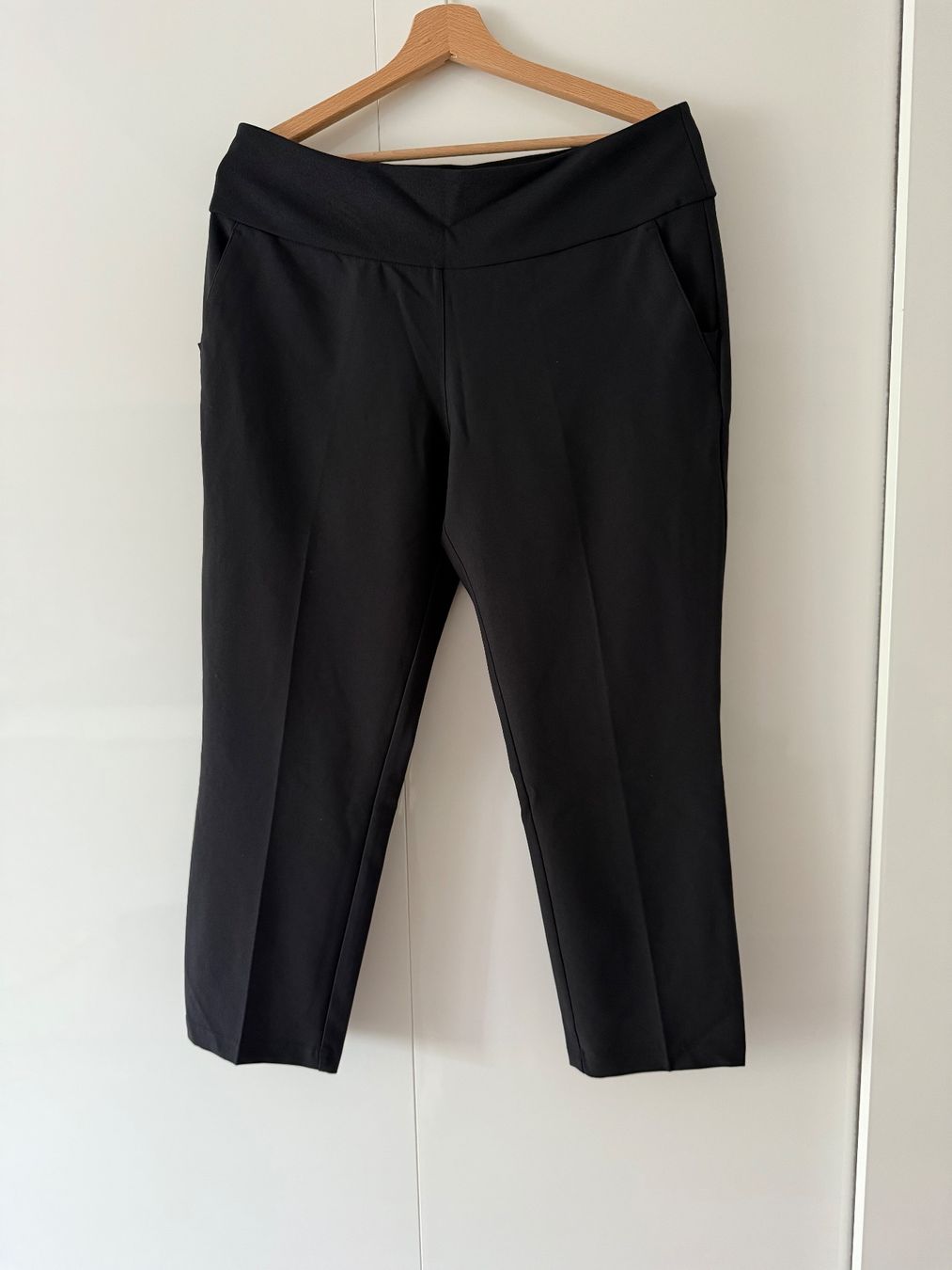 Adidas Pantaloni: 7/8 Golfhose Adidas – Usato da Nürensdorf venduto da underwaex