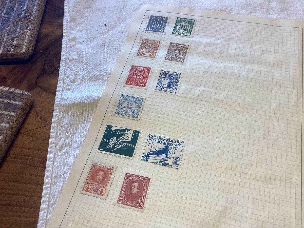 Tutti i francobolli: Russie 44 timbres environs – Usato da Luc (Ayent) venduto da Rebouille 1