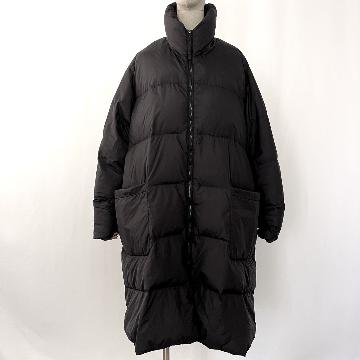 Rundholz Cappotti: RUNDHOLZ Down Coat – Nuovo (secondo la descrizione) da Emmen venduto da Avviivva_Com2023