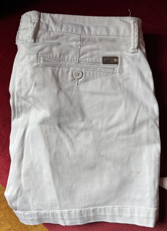 short blanc Kiwi St Tropez