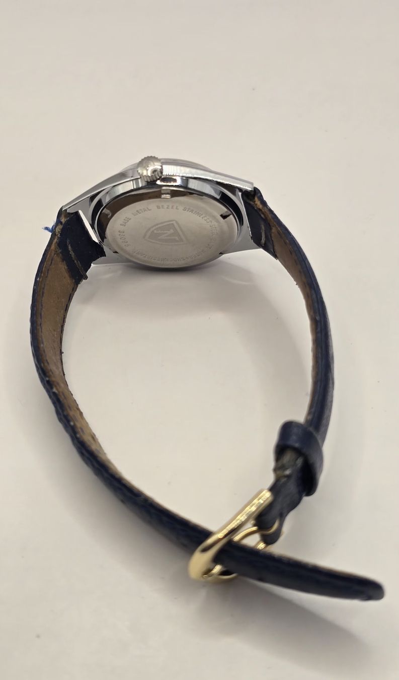 Nivada Montres: Nivada Hand-wind 32mm – D'occasion à Minusio par AGSuhren 4