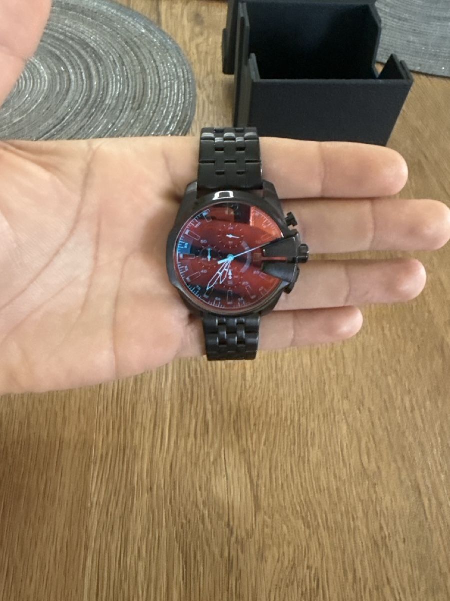 Diesel Orologi: Diesel Mega Chief Chronograph Neu! – Nuovo e nell'imballaggio originale da Embrach venduto da alb_k5cl 1