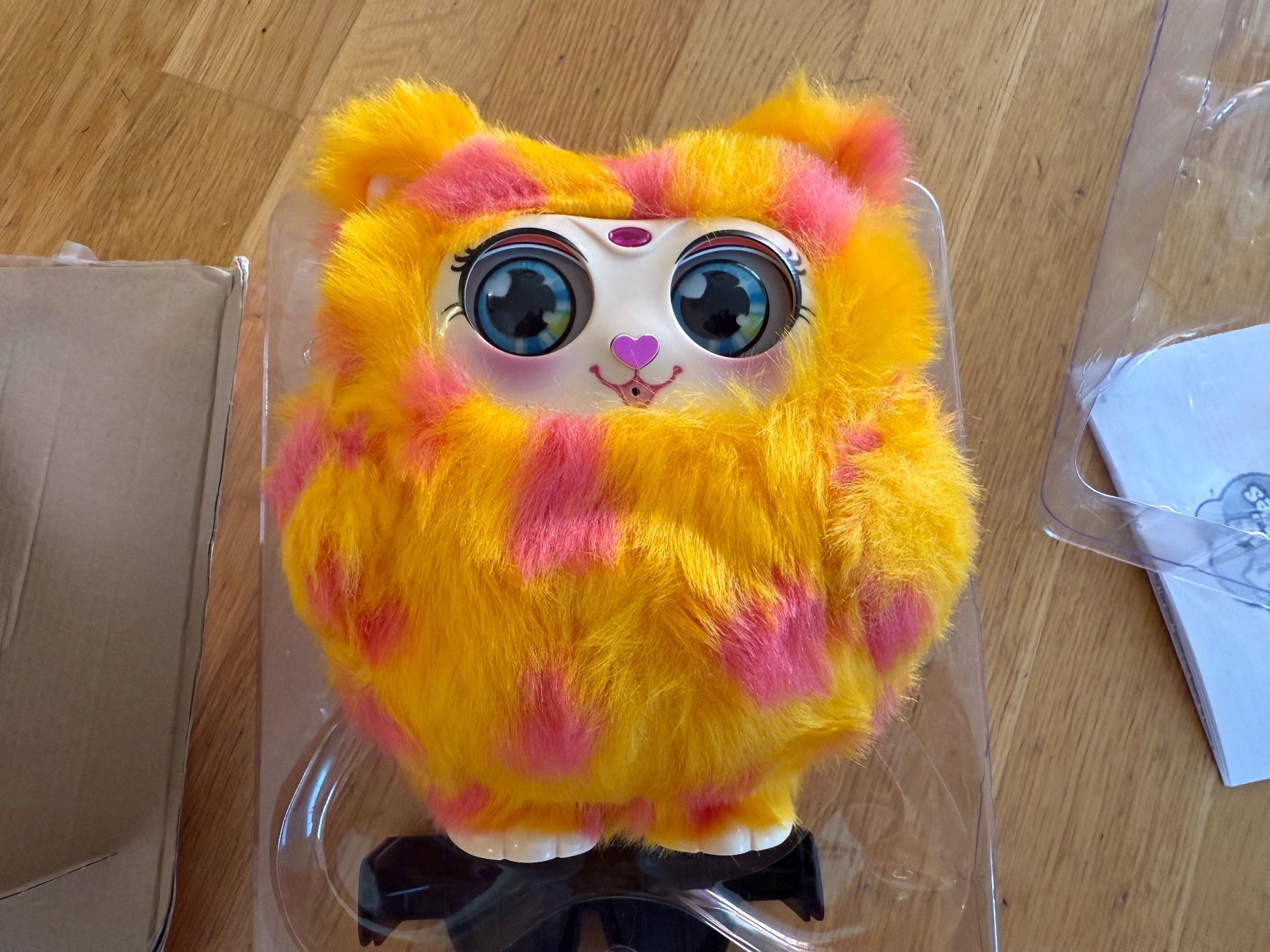 Giocattoli: Kuscheliges Tiny Furries interaktives Plüschtier NP 49.90 – Nuovo (secondo la descrizione) da Bettlach venduto da Tradenet100