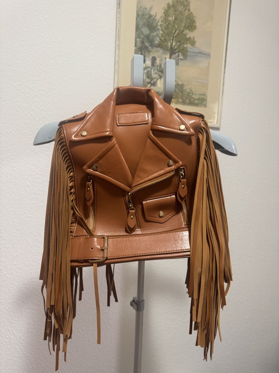 Zaini: Rucksack aus Leder im Cowboy-Stil – Nuovo (secondo la descrizione) da Oberentfelden venduto da ana_s526 1