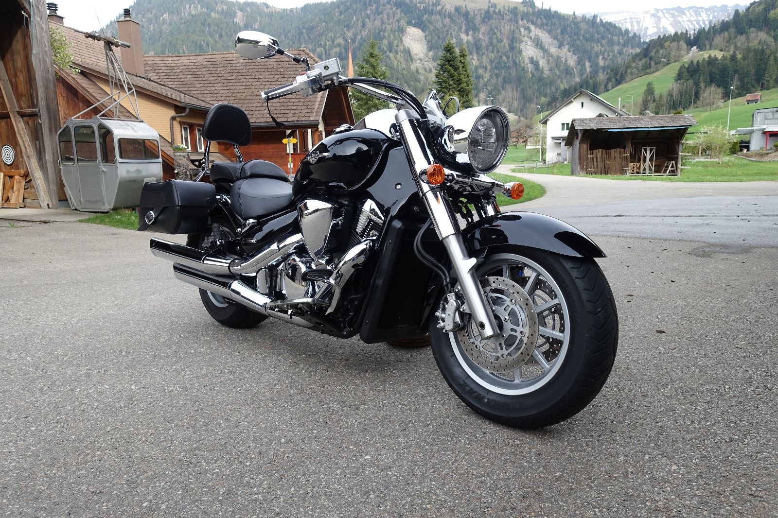 Suzuki Chopper: Suzuki C1800R Intruder – Usato da Marbach LU venduto da simliber